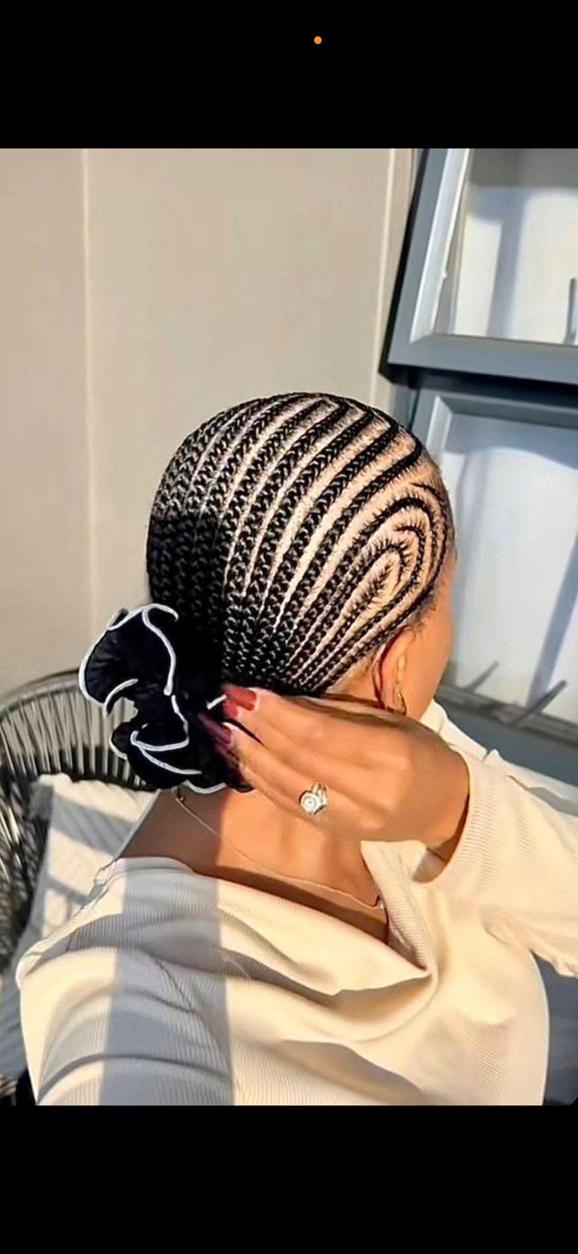 Tresses nattes collées artistiques